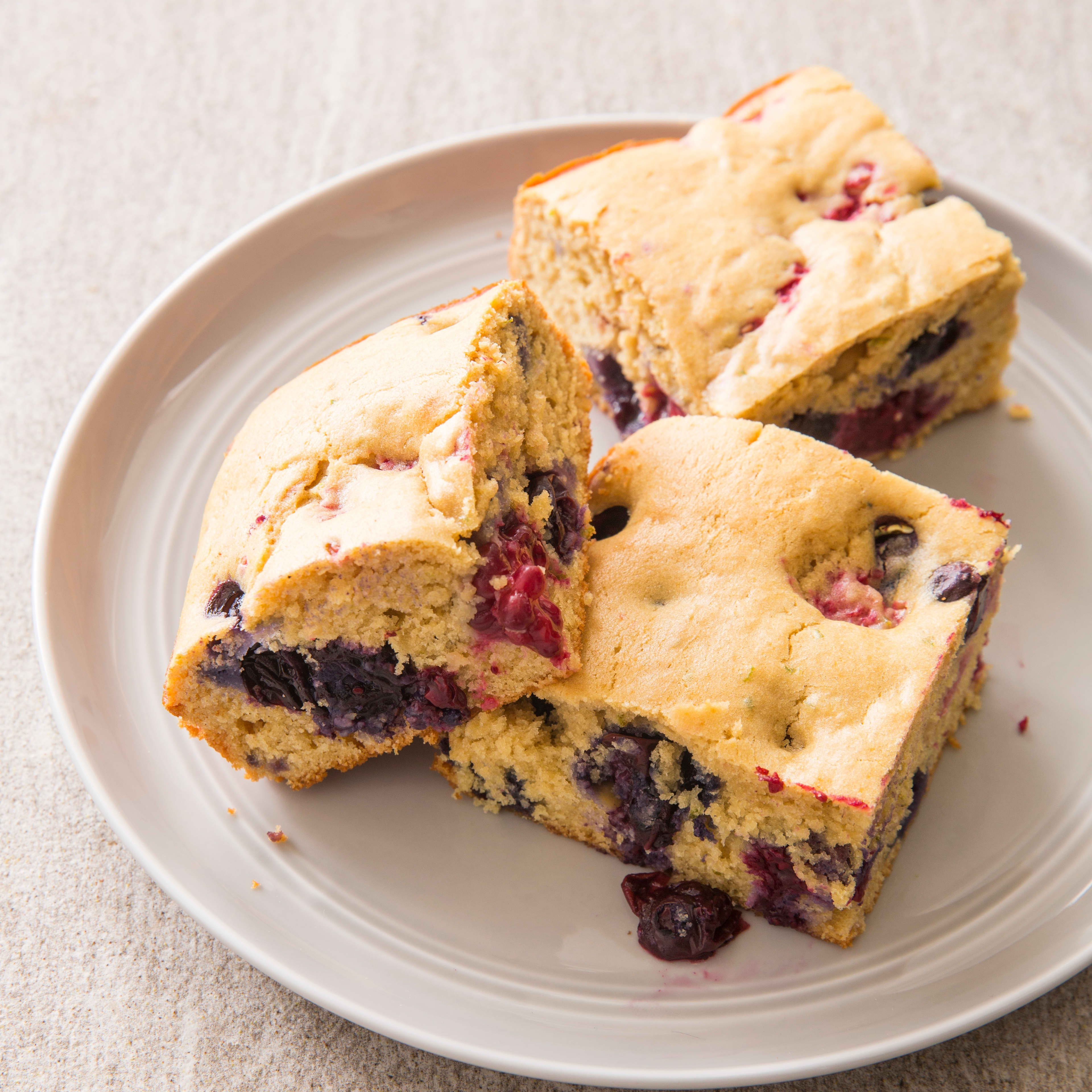Berry Snack Cake (Reduced Sugar)