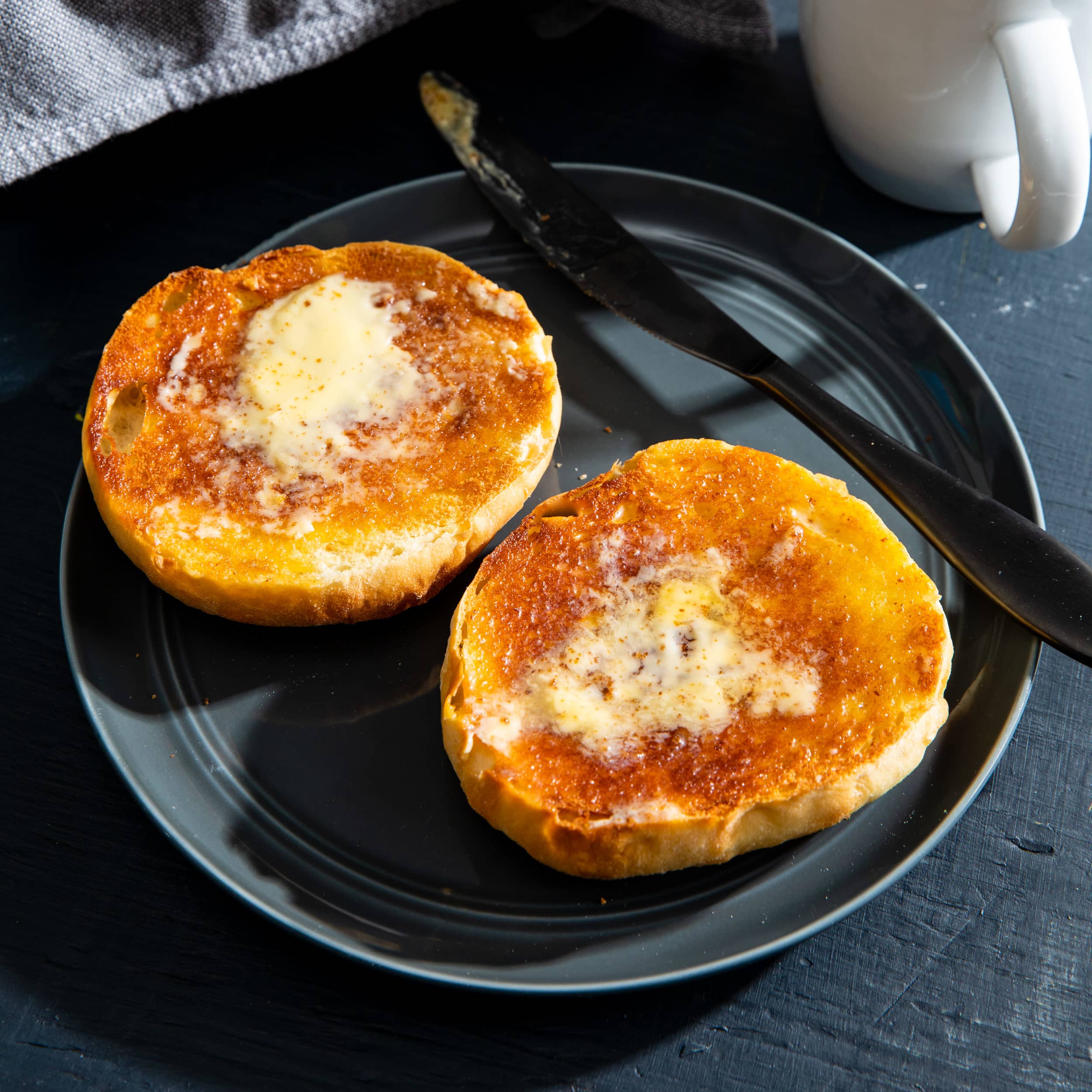Bolos Lêvedos (Portuguese Muffins) with Lemon and Cinnamon