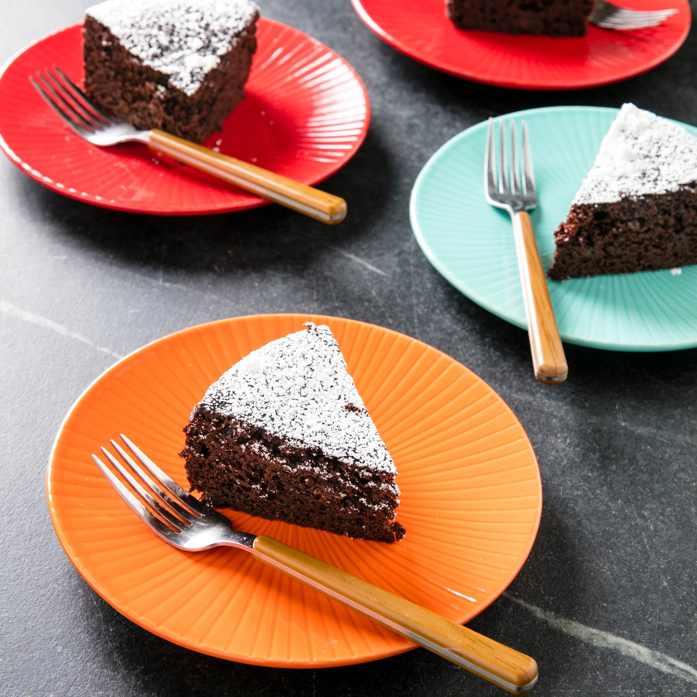 Slow-Cooker Chocolate Snack Cake