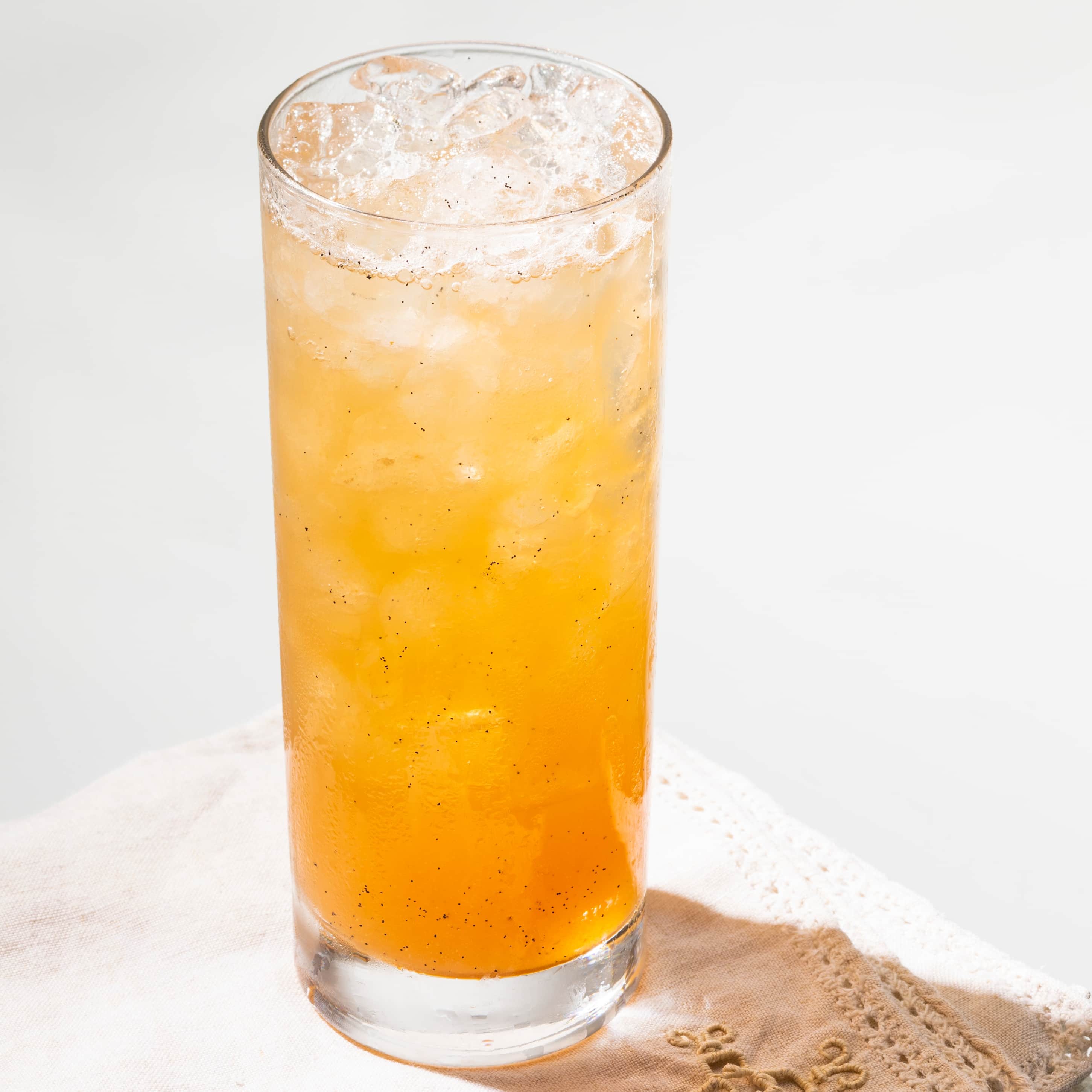 Pear and Vanilla Spritzer