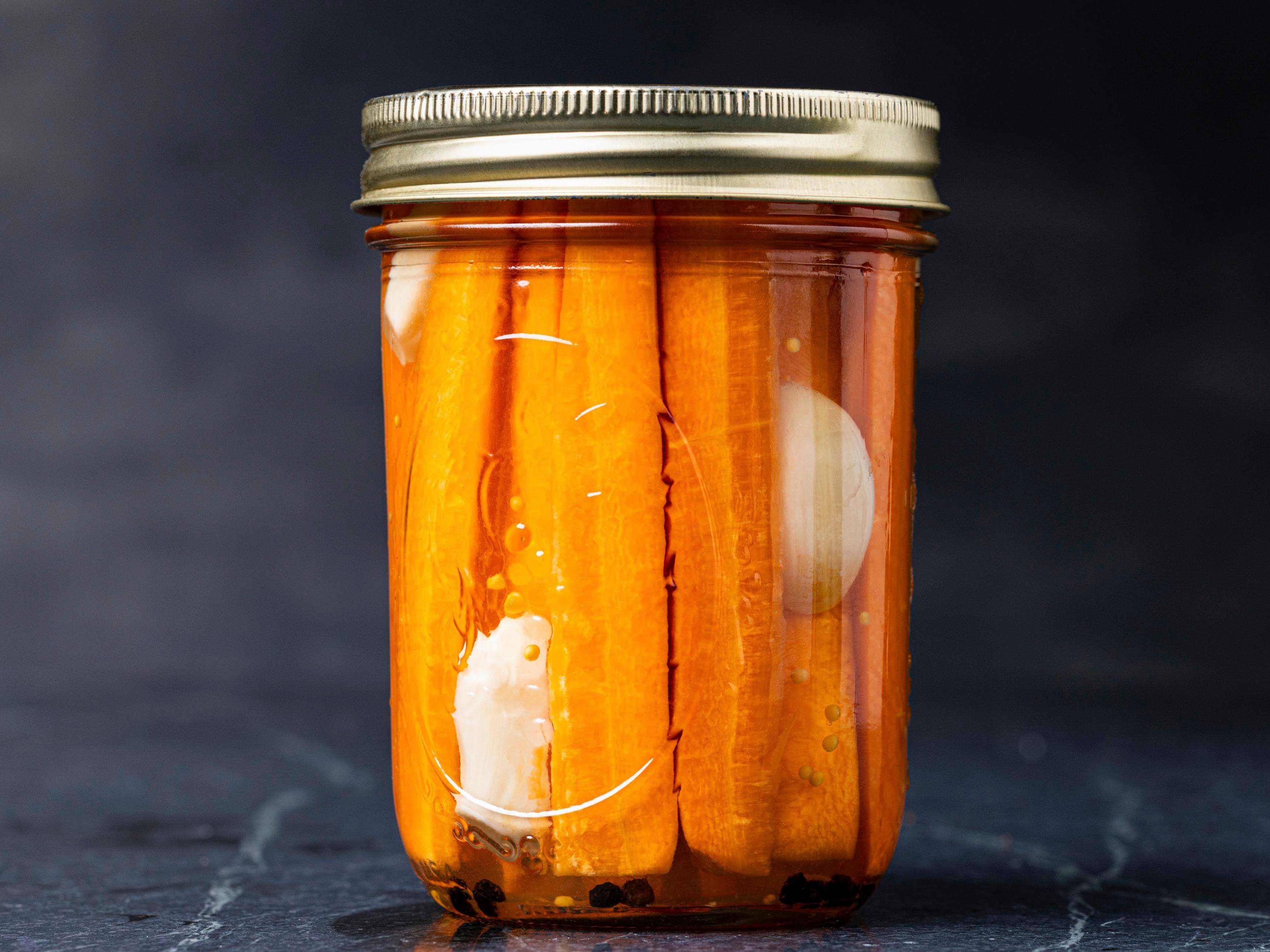 Quick Carrot Pickles