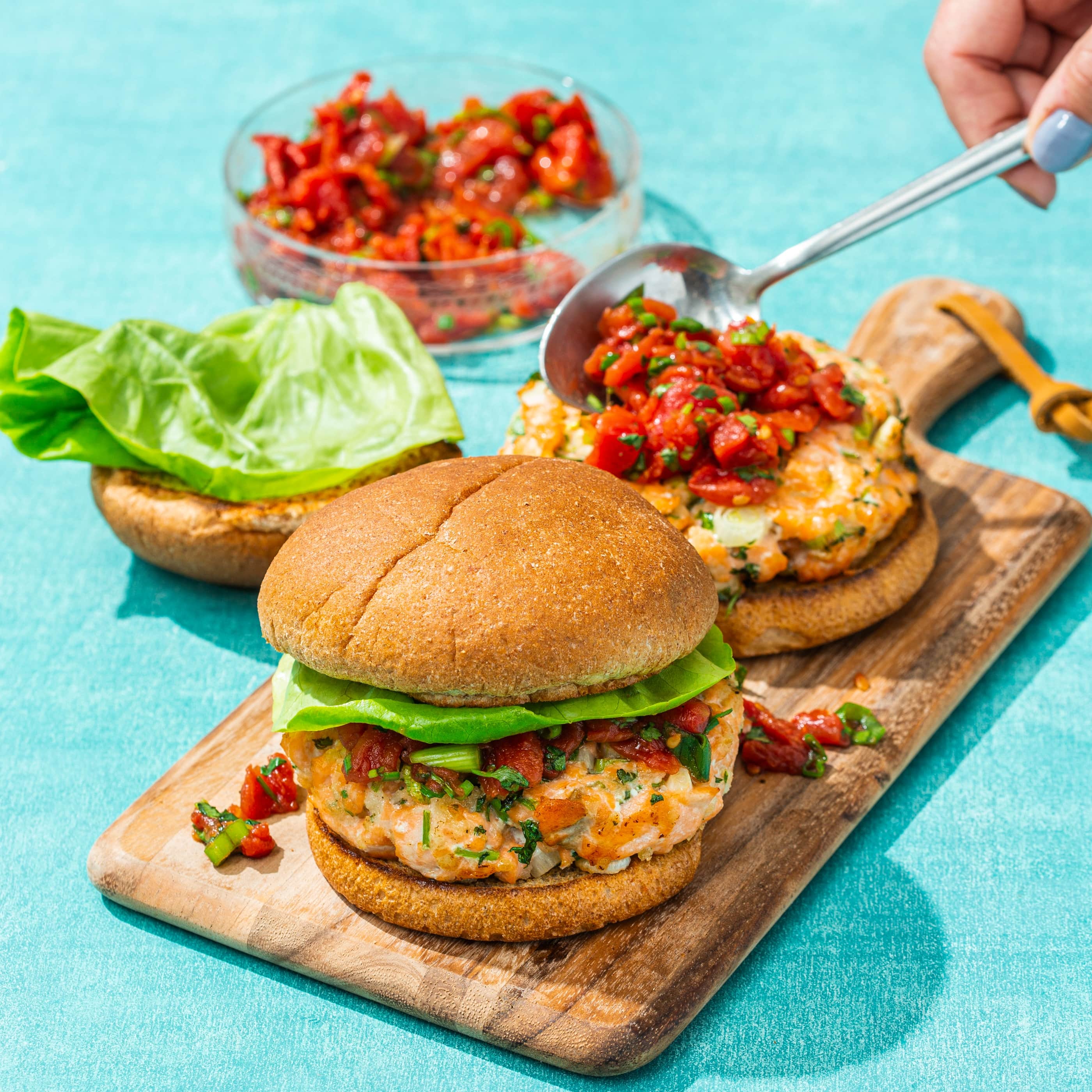 Air-Fryer Salmon Burgers with Tomato Chutney