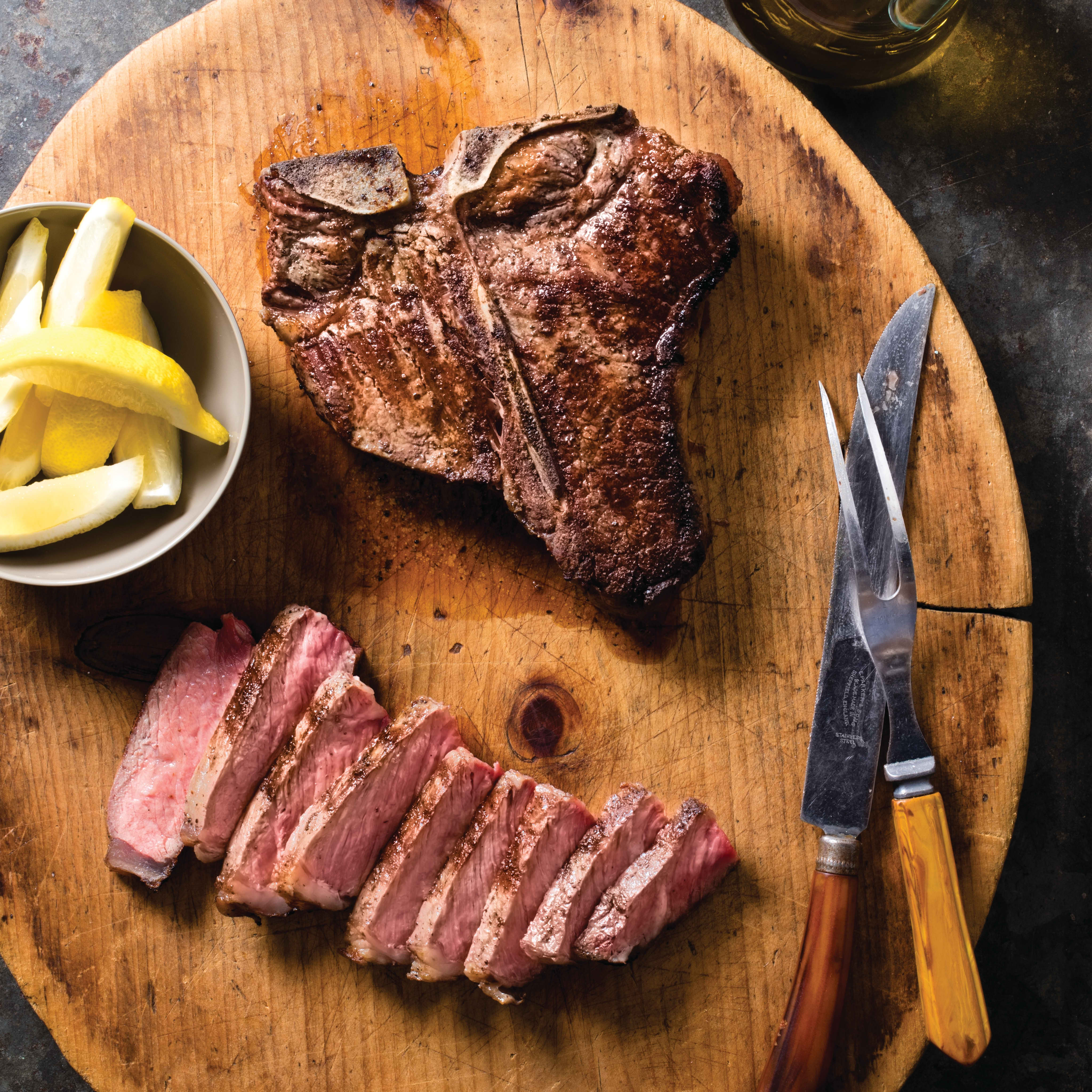 Grilled Steak with Olive Oil and Lemon