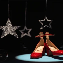 Valentino Garavani - OZ