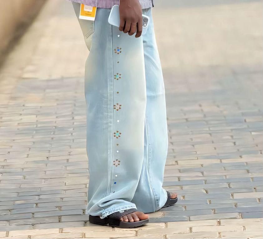Jeans & Trousers