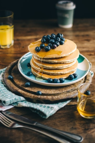 Job image for דרושים/ות מלצרים וברמנים