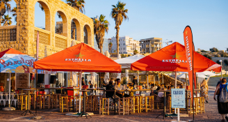 Job image for 12,000 שכר!! קסיס מחפשת מלצרים!!!