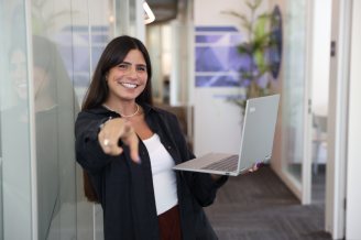 Job image for שכר מעולה ומענקי התמדה כנציג/ת שירות! 