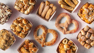 Job image for 🥨 דוכן Mr. Pretzel בקניון גבעתיים מחפש עובד/ת לבוקר 🥨