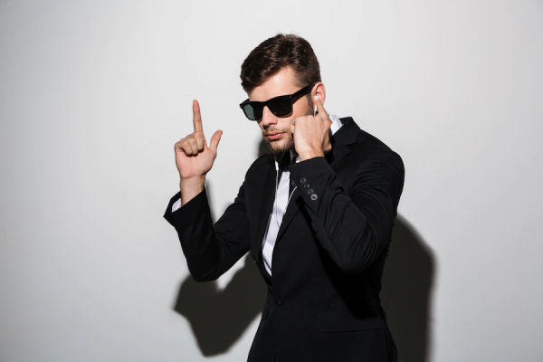 אי פעם חלמתם להיות סוכנים סמויים?