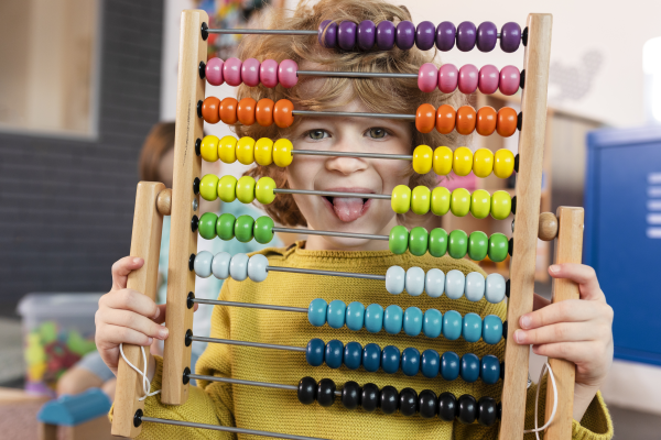 Job image for דרושים/ות סייעות לצהרוני בתי ספר