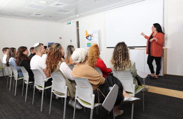 מרוויחים יותר-עובדים פחות! שלחו קו"ח!