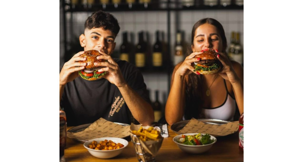 Job image for מלצרים וברמנים - שכר גבוה ואפשרויות קידום למתאימים