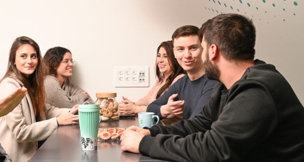 שירות לקוחות עם עבודה מהבית + מהמשרד!!