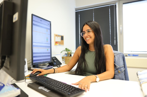  רוצה להרוויח כמו מנהל עוד לפני גיל 30? 