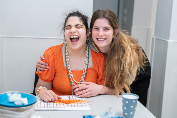 מענק התמדה עד 24,000 + שכר גבוה - מדריכים/ות לעמותת אבוקת אור 