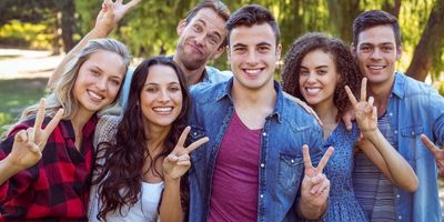 35 ש"ח + עמלות - אנשי/ות קבלה מועדון הולמס פלייס ראש העין.
