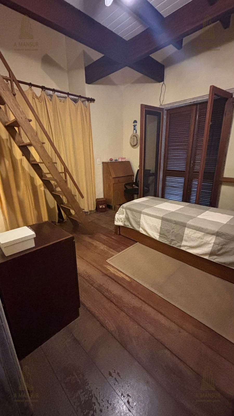 Casa Rústica com Lareira, Lazer e Integração com a Natureza - foto 12