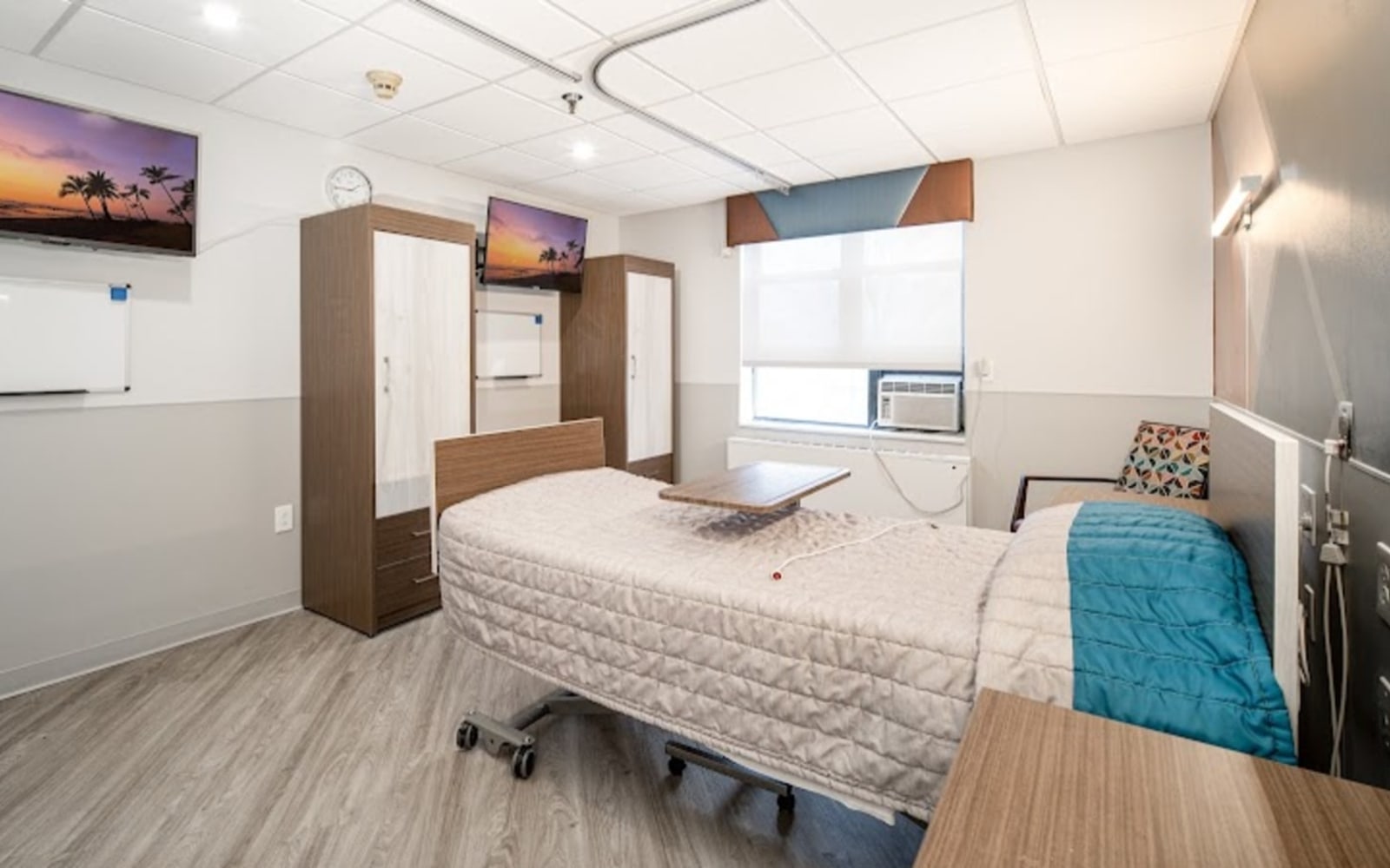 Spring Creek Healthcare Center workplace