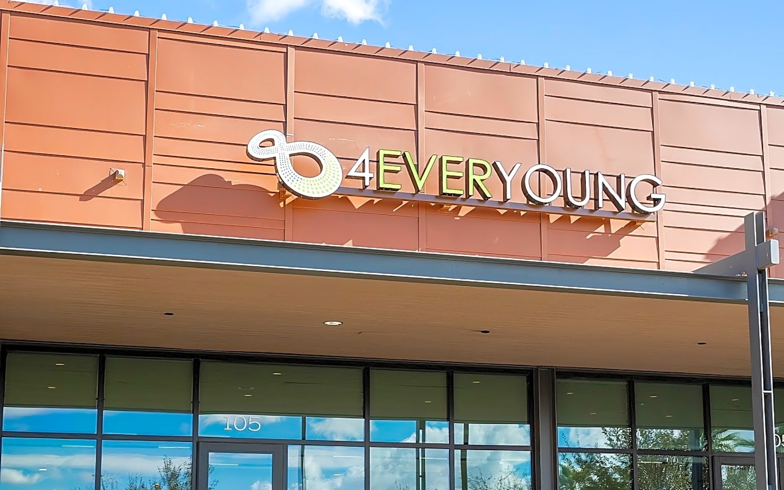 4Ever Young Gilbert workplace