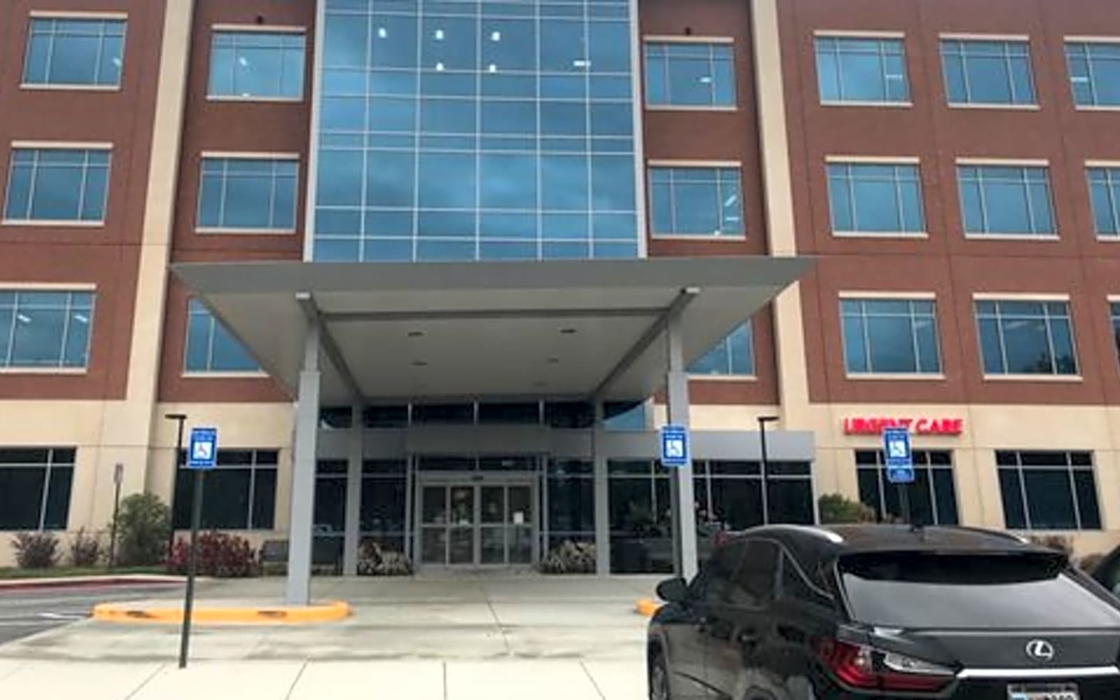 Summit Spine & Joint Centers workplace