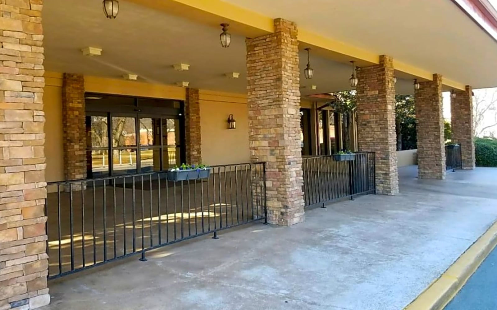 Life Care Center of Hixson workplace