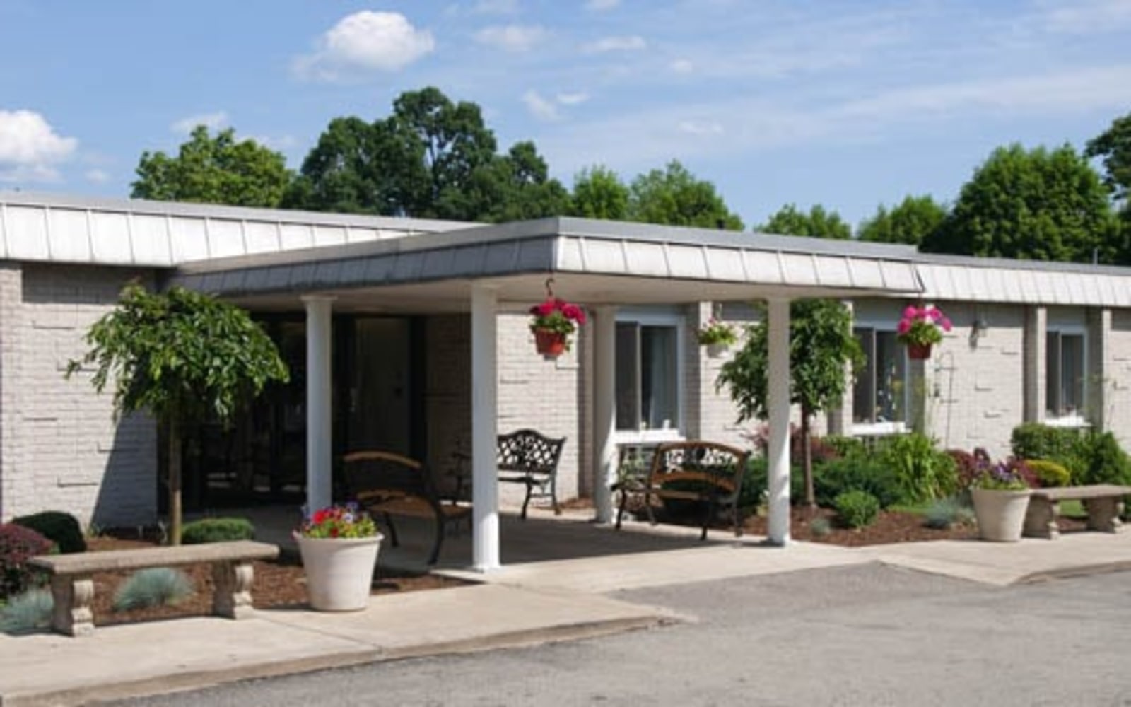 Hillcrest Rehabilitation and Healthcare workplace