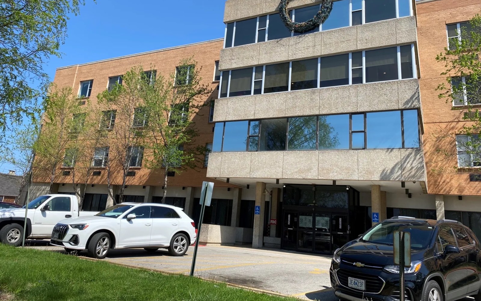Hillside Health Care Center workplace
