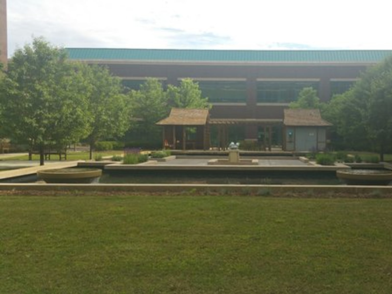 Aurora Health Care Southern Lakes, Inc. workplace