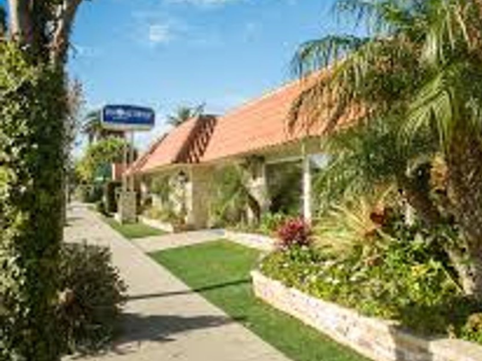BROADWAY BY THE SEA (Skilled Nursing Facility) workplace