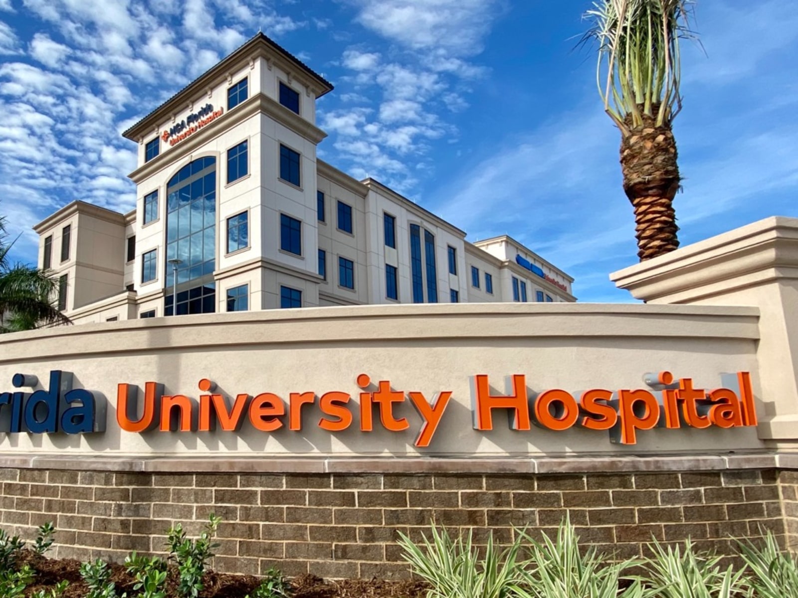 HCA Florida University Hospital workplace