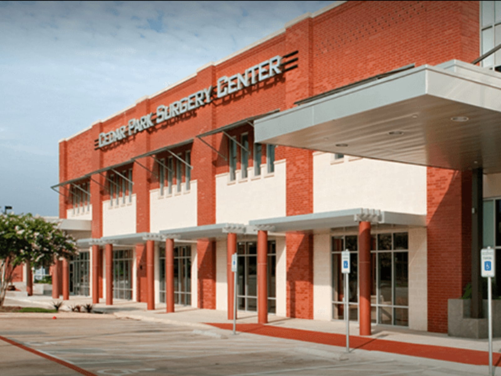 Surgeon's Point Surgery Center workplace