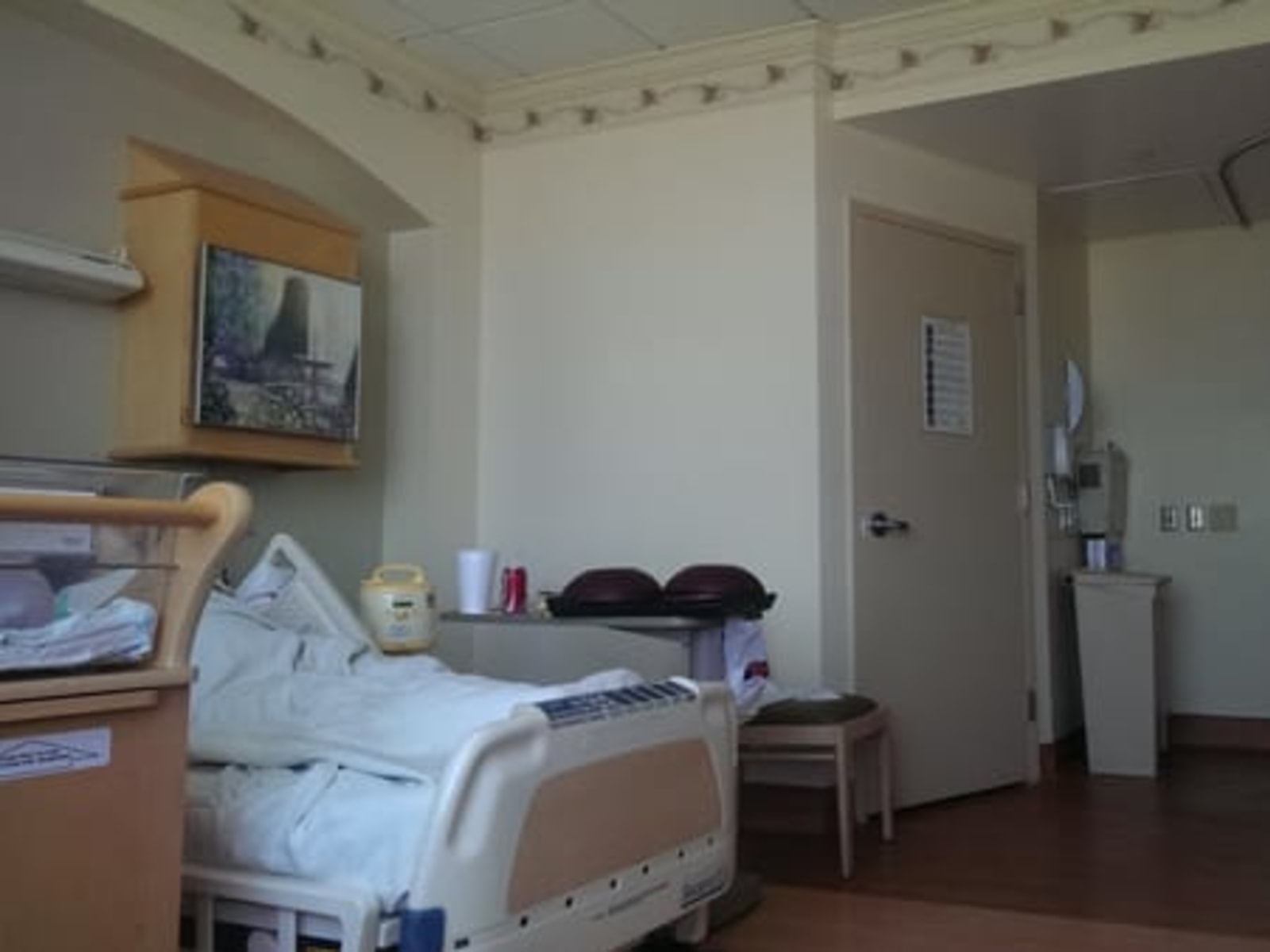 Redlands Community Hospital - EMERGENCY SERVICES workplace