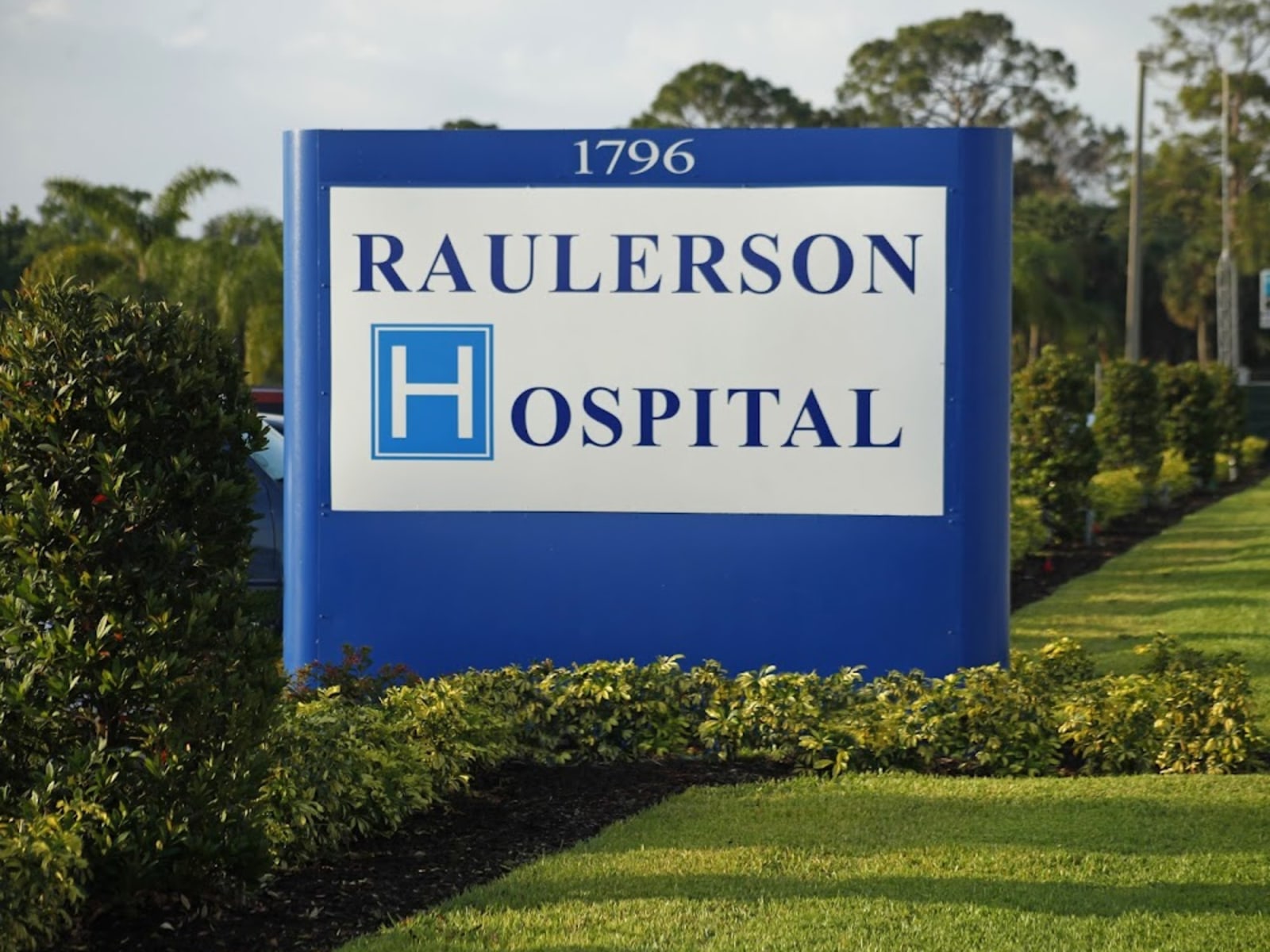 HCA Florida Raulerson Hospital workplace