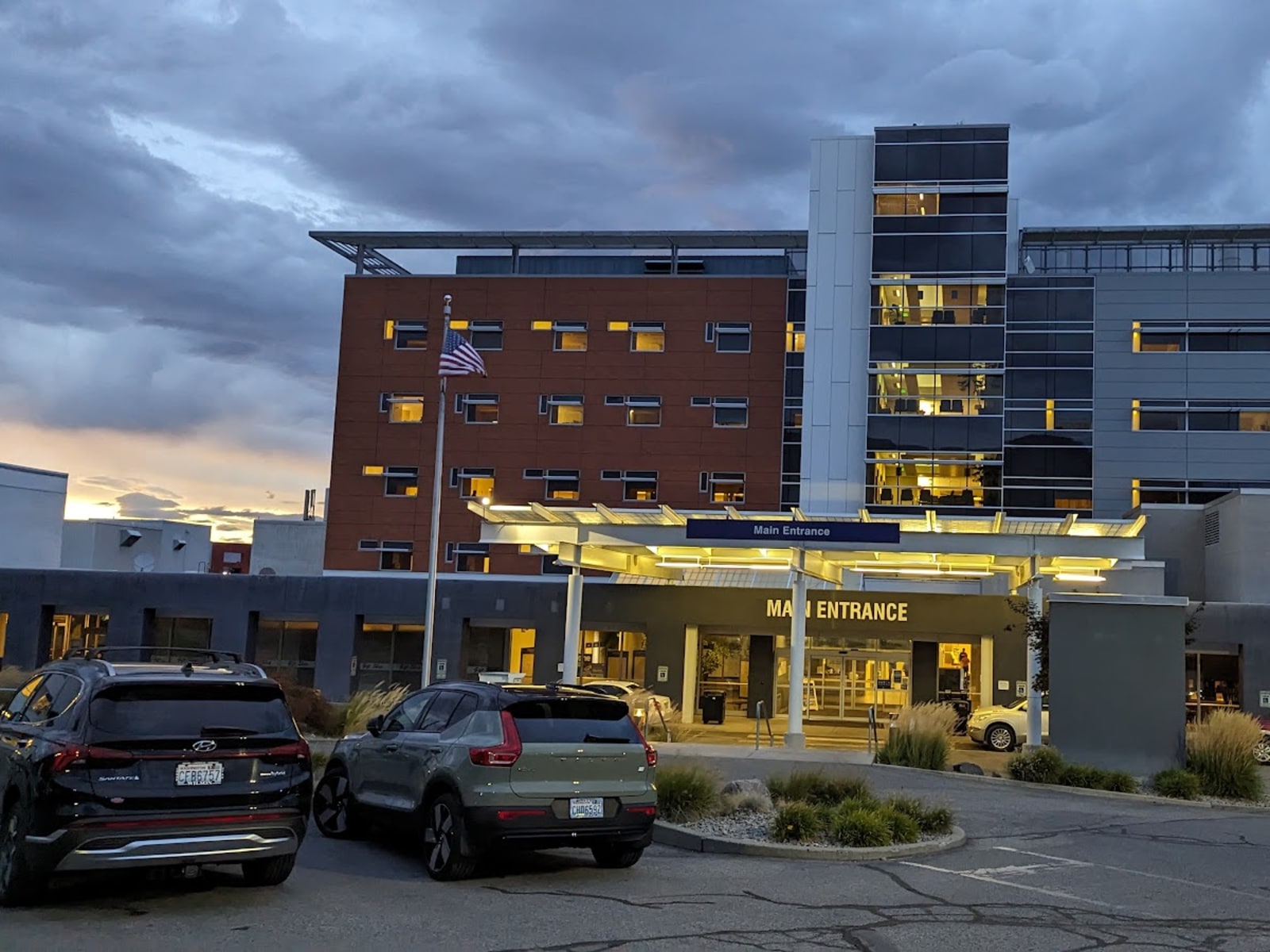 Confluence Health Hospital- Central Campus workplace