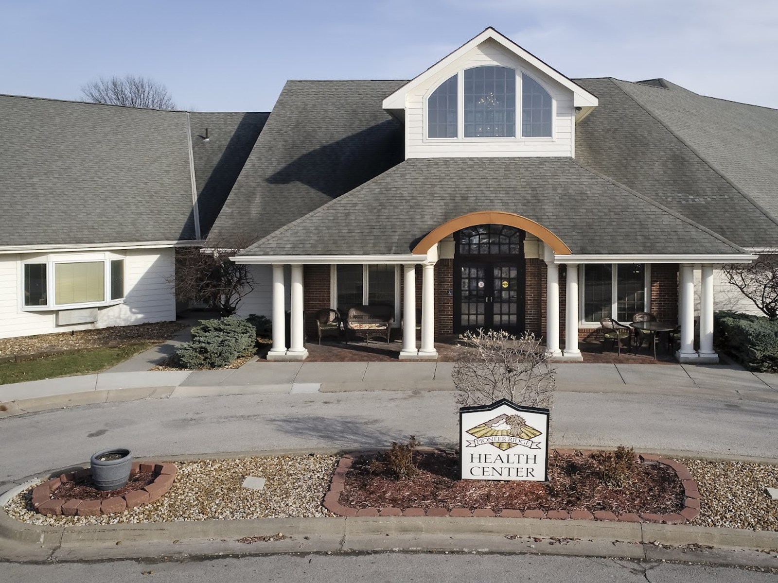 Pioneer Ridge Health & Rehab workplace