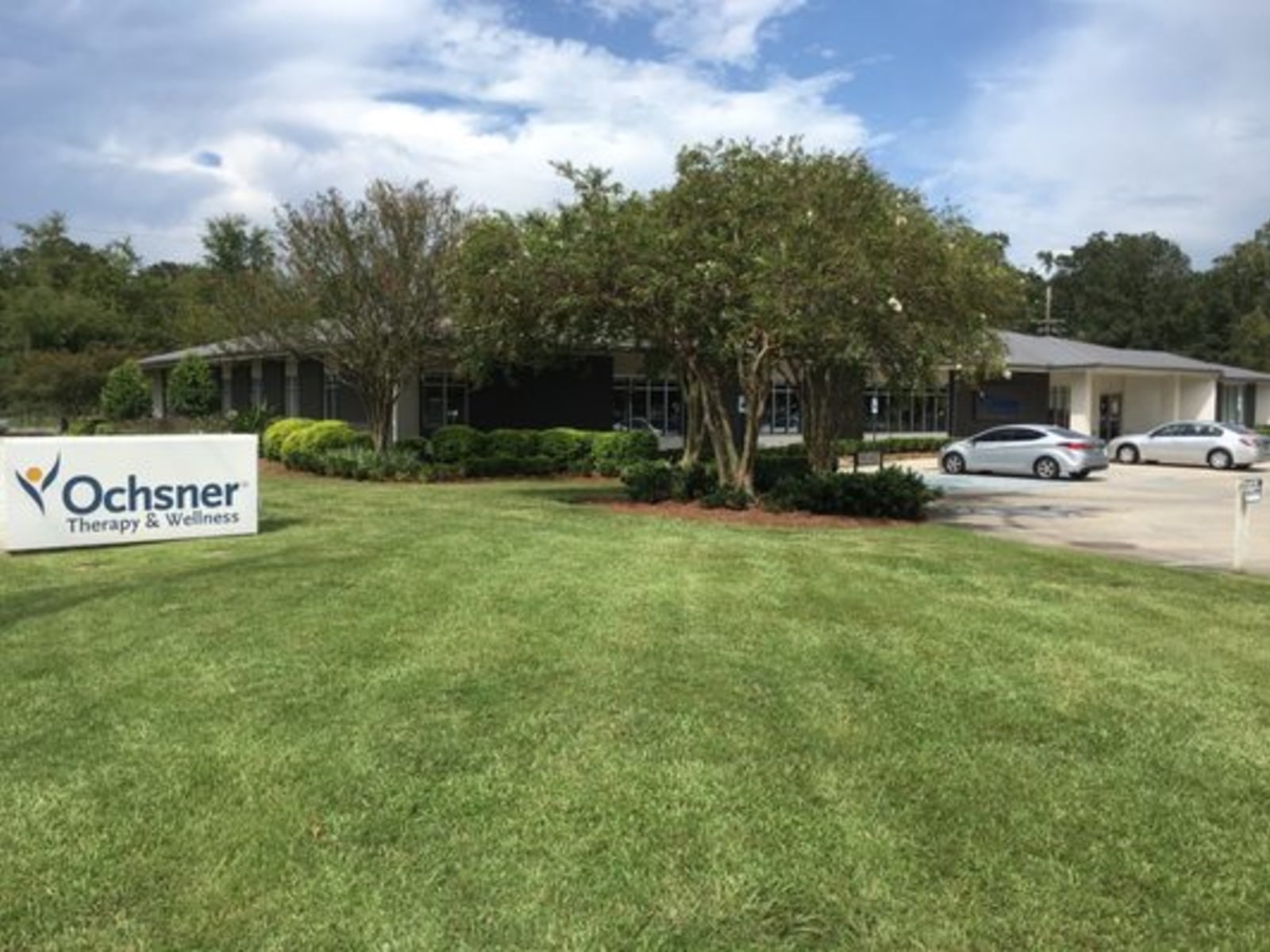 Ochsner Therapy and Wellness workplace