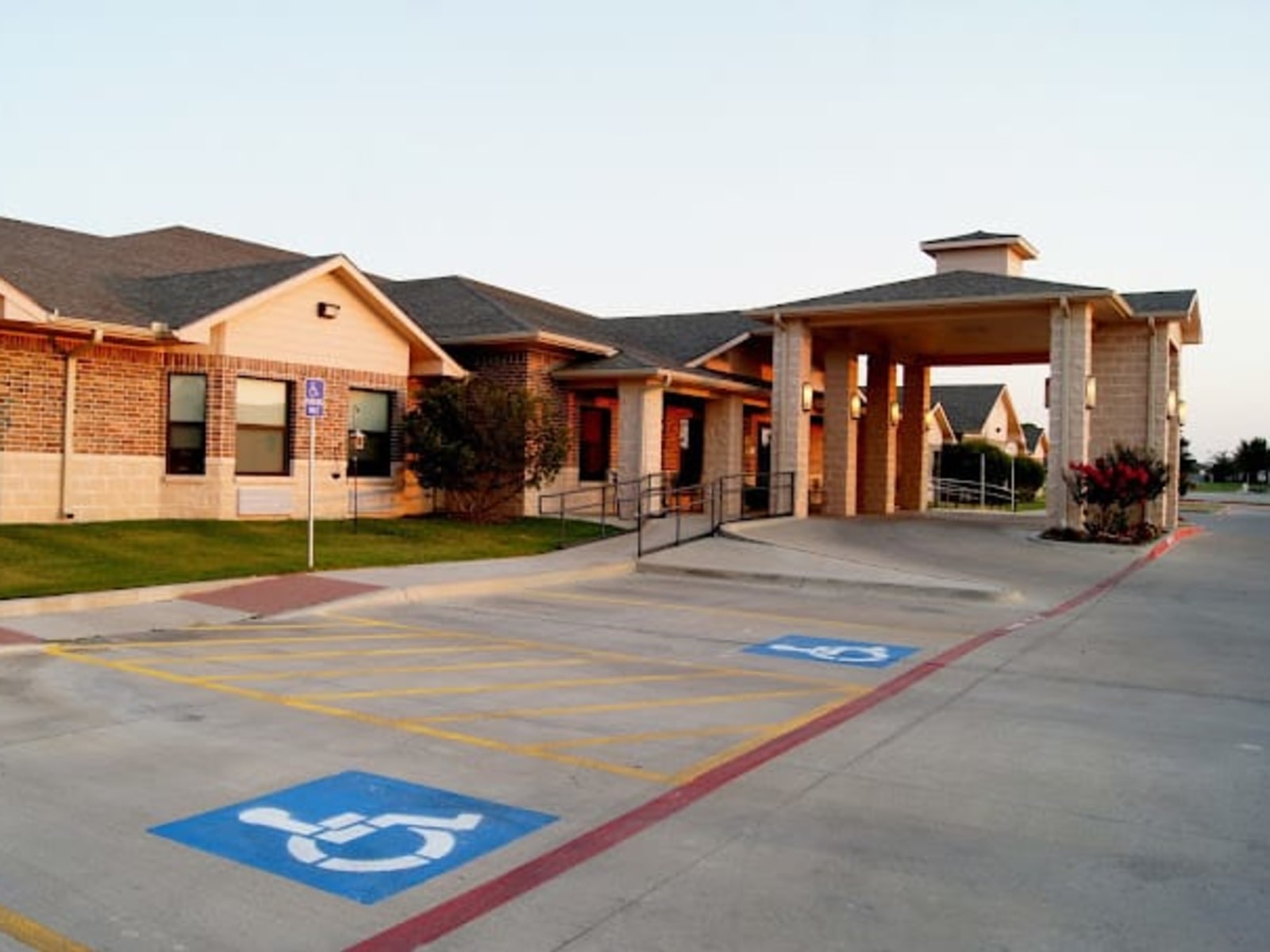 Lone Star Rehabilitation & Nursing Center photo