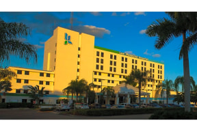 Lee Health workplace