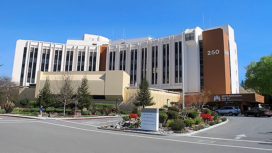 SAN JOSE DENTAL SURGERY CENTER workplace