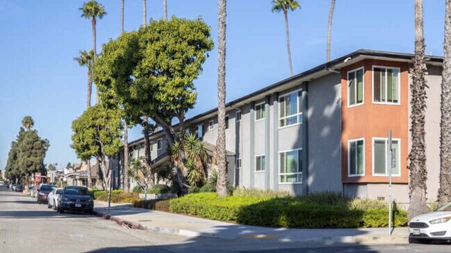 A photo of Crenshaw Nursing Home