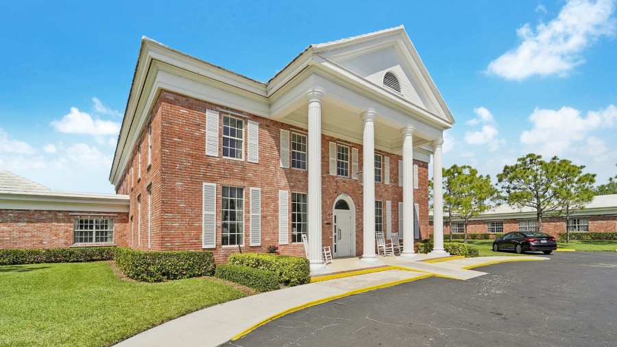 The Pearl at Fort Lauderdale Rehabilitation and Nursing Center workplace