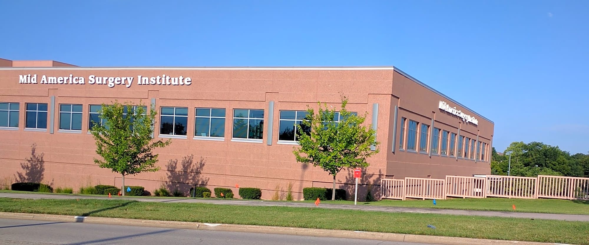 Mid-America Surgery Institute workplace