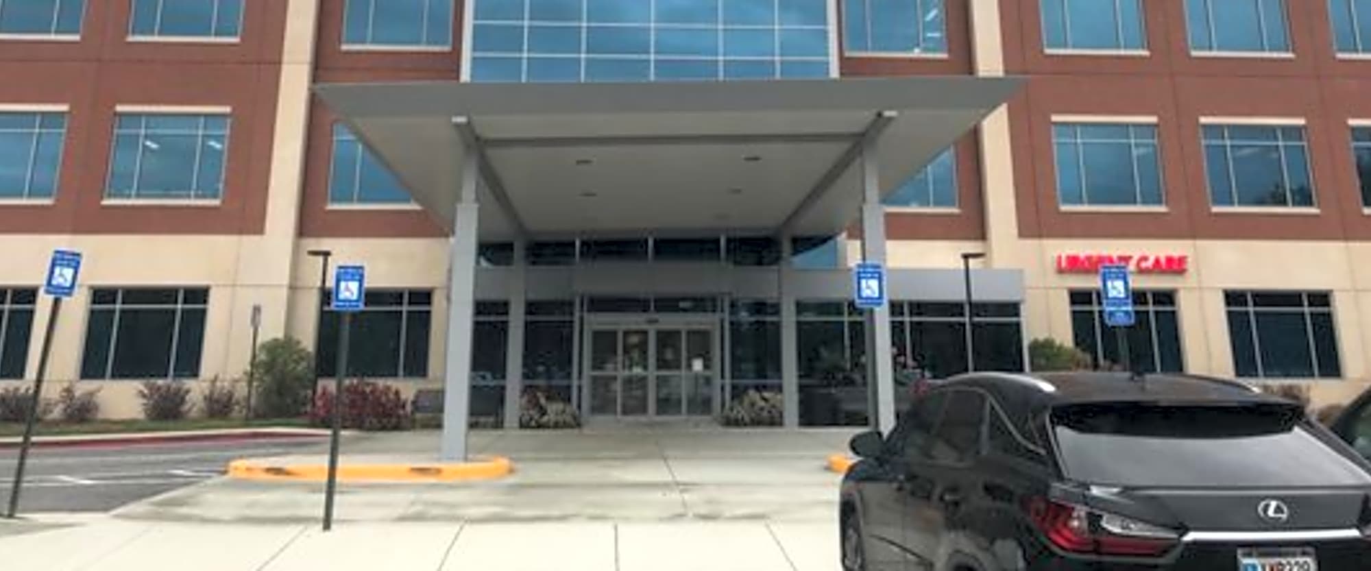 Summit Spine & Joint Centers workplace