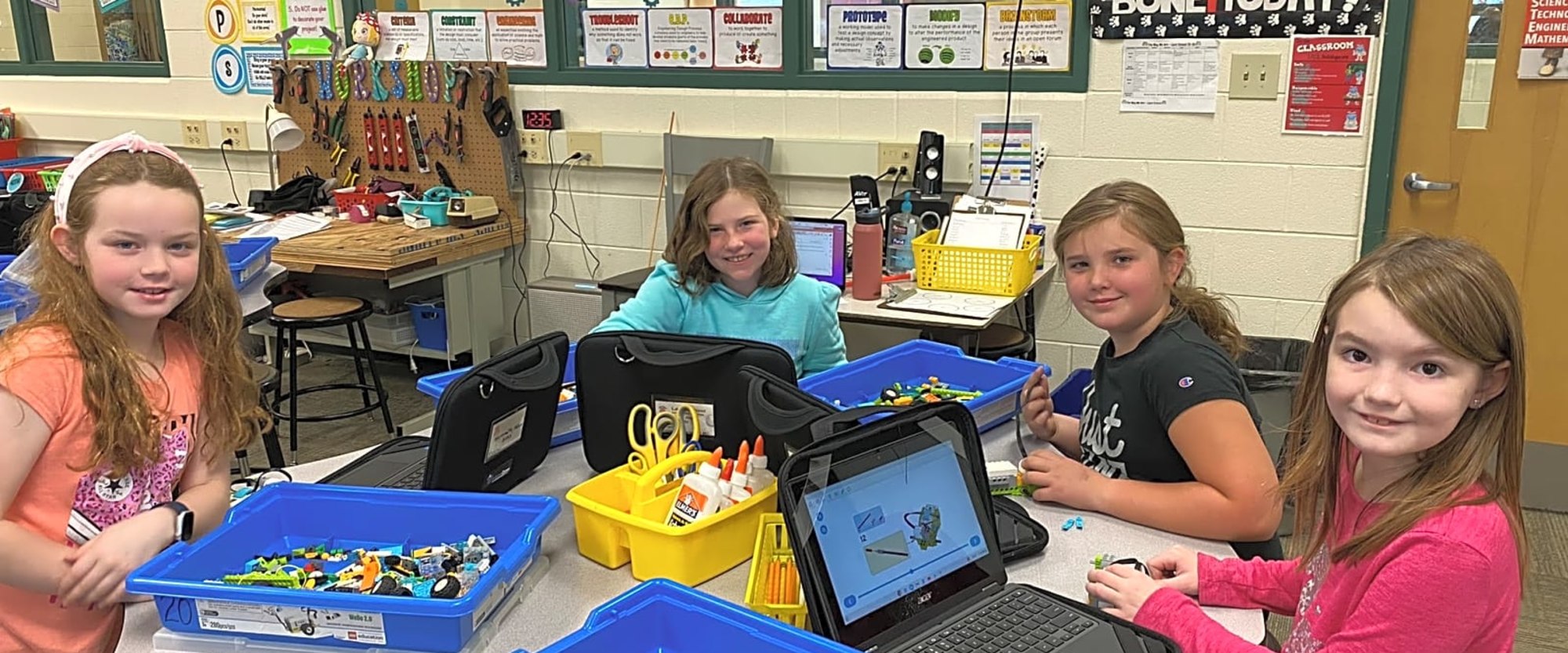 DARIEN PUBLIC SCHOOLS DISTRICT #61 photo