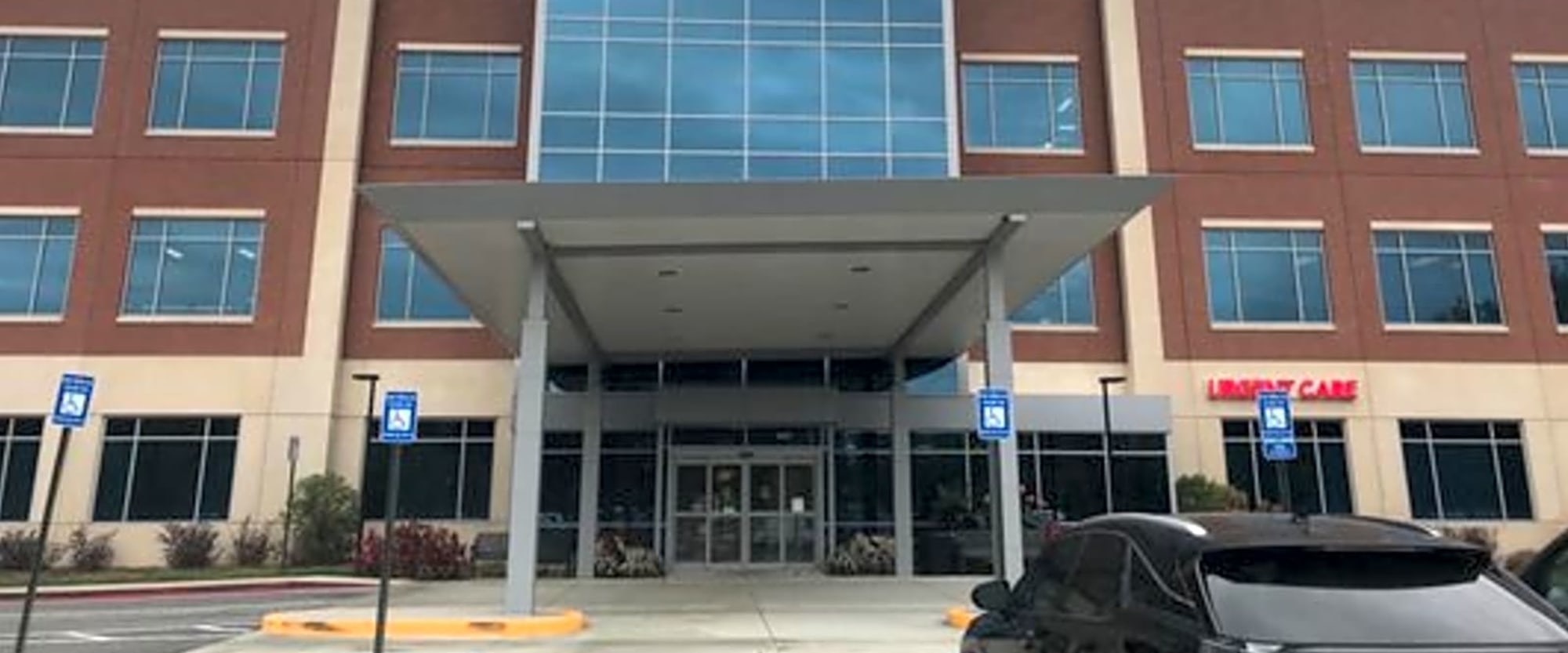 Summit Spine & Joint Centers workplace