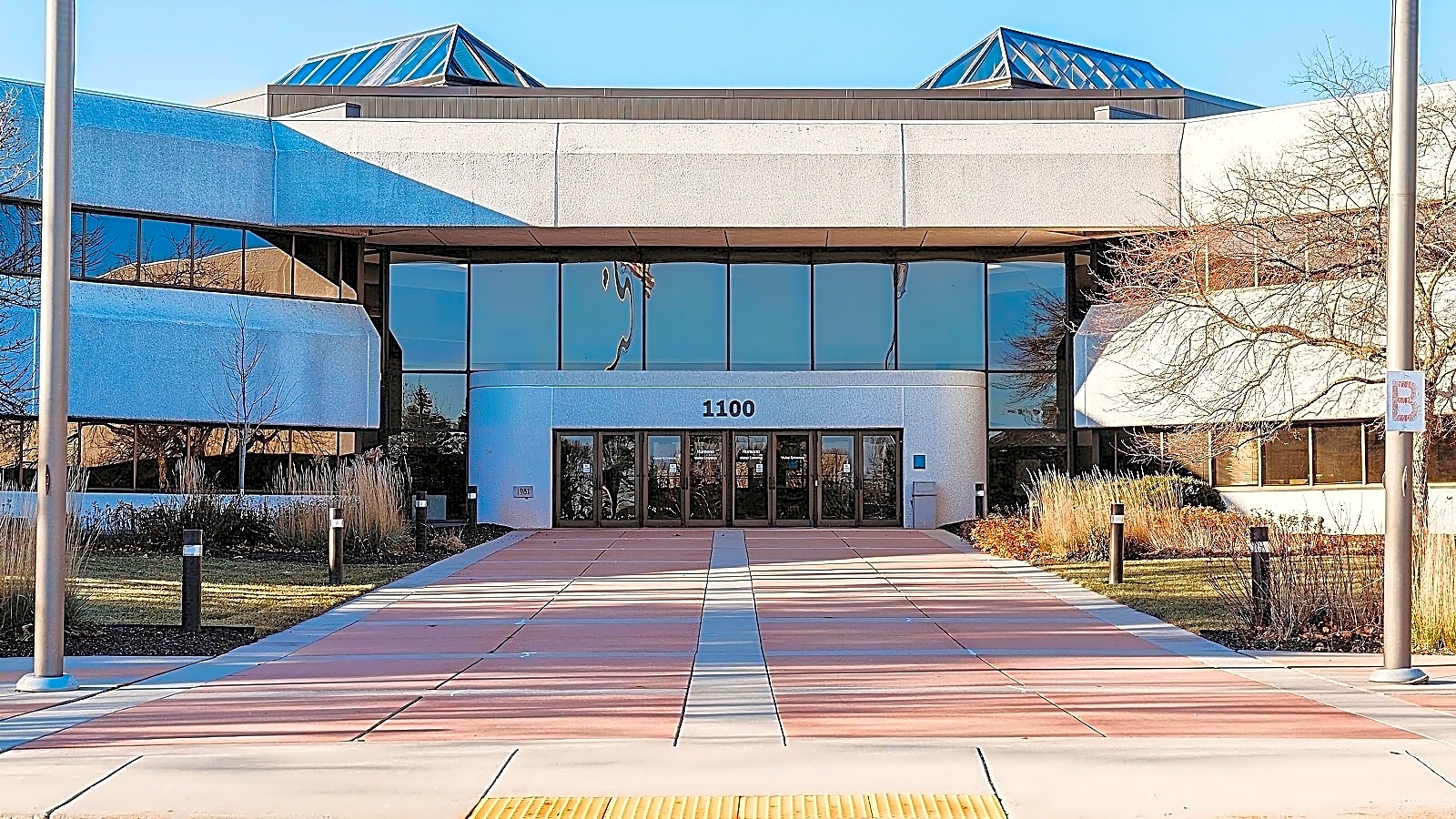 Humana workplace