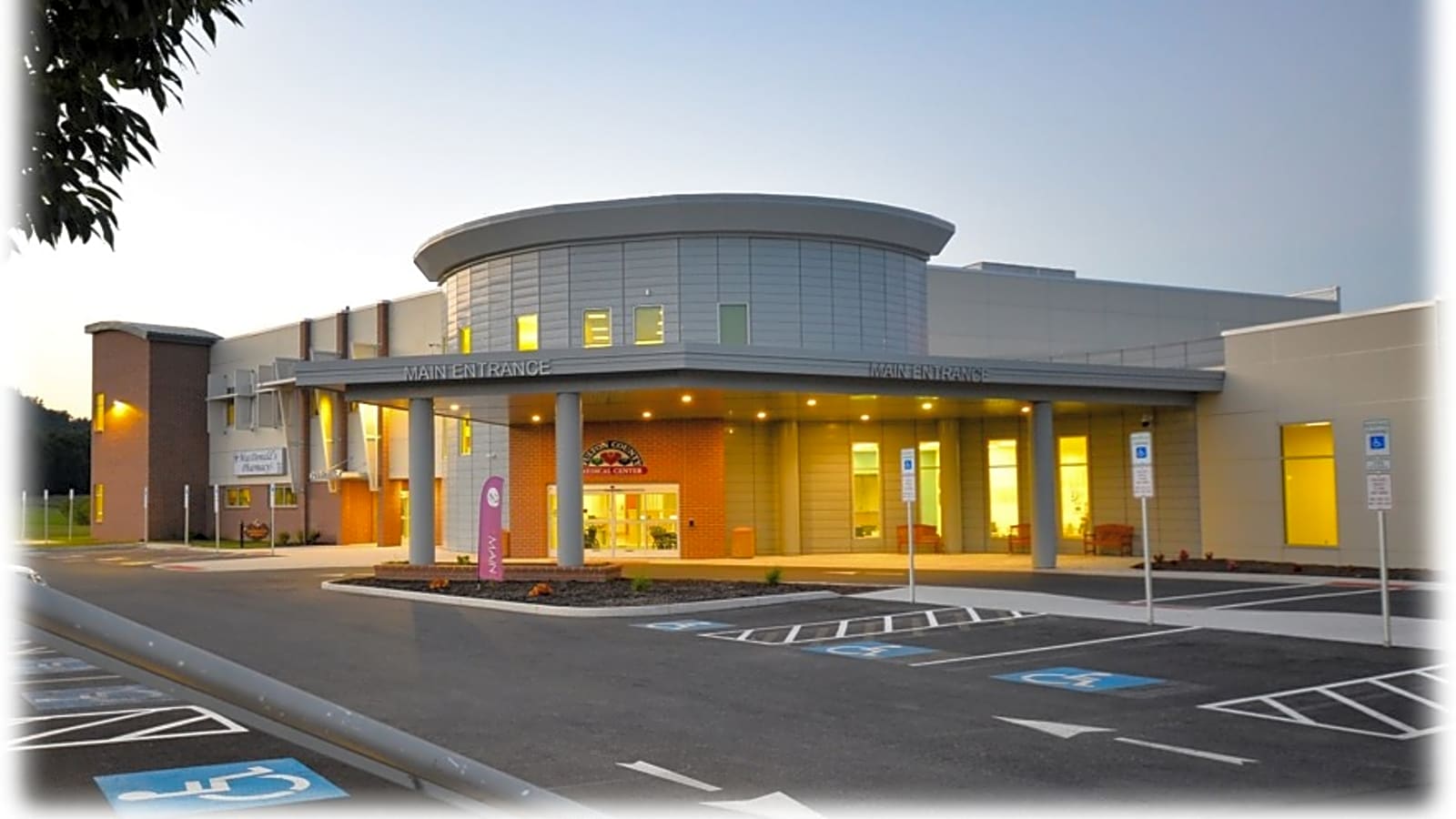 Fulton County Medical Center photo