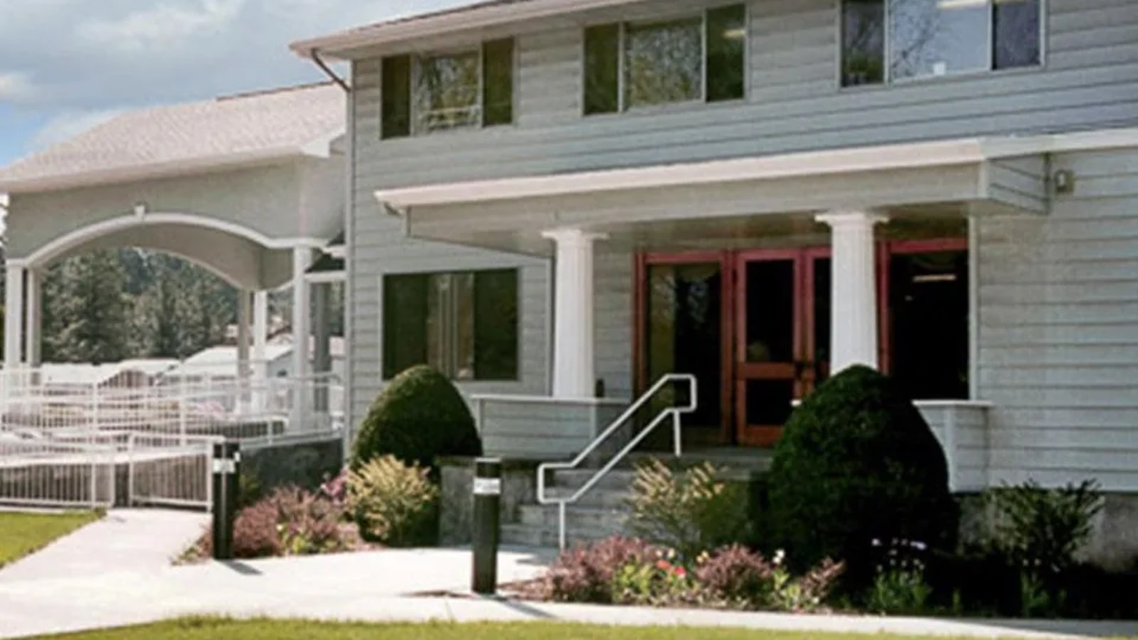 Alderwood Manor workplace