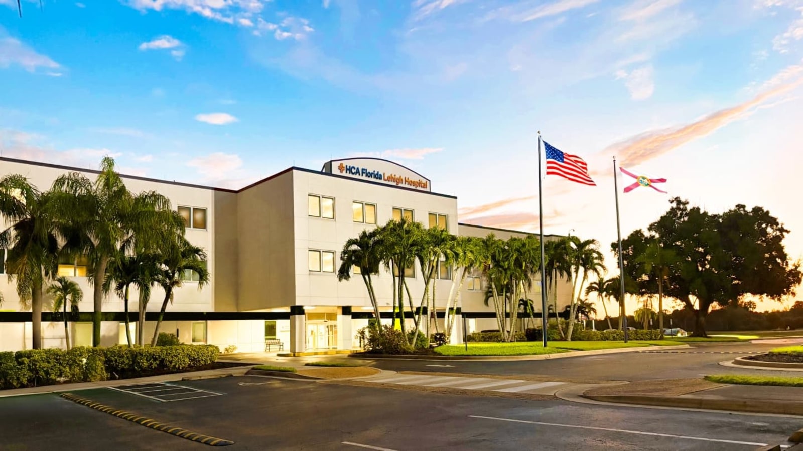 HCA Florida Lehigh Hospital workplace